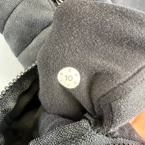 Lululemon Quilted Black Crew Pullover Be True Fleece Sweatshirt Womens Size 10 - Picture 10 of 11